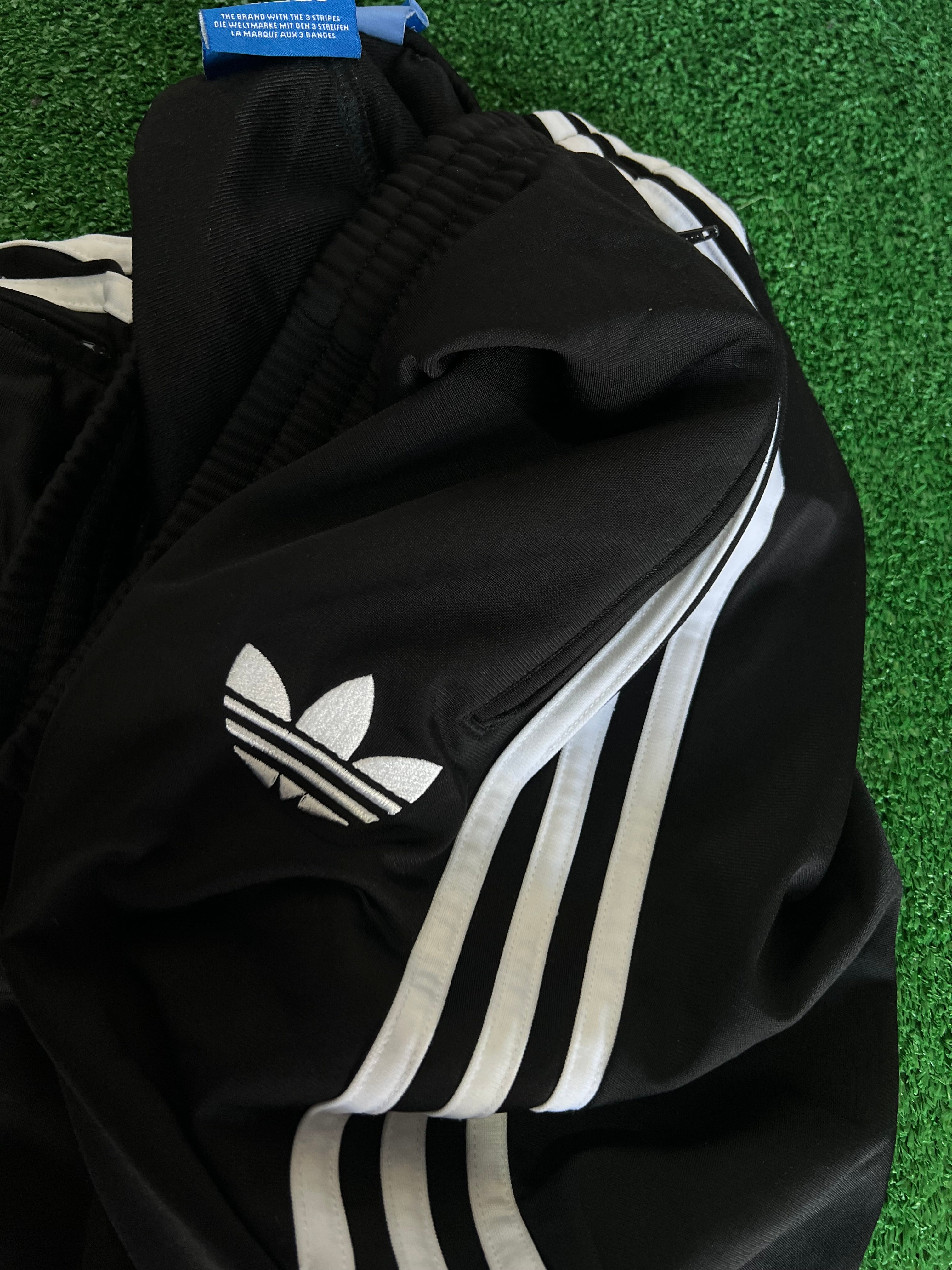 Adidas firebird trackpants (L)