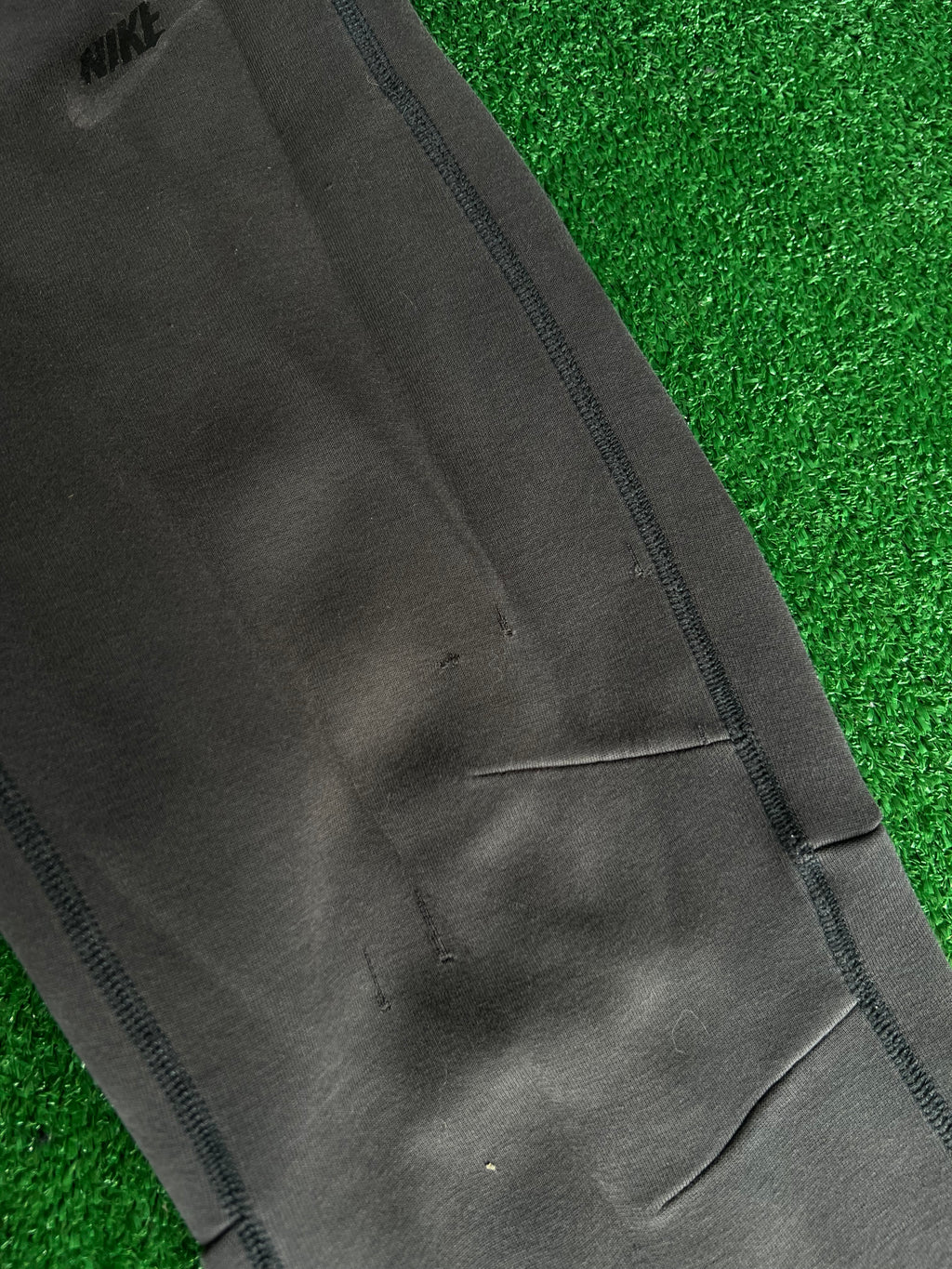Nike Tech Fleece Joggers (S)
