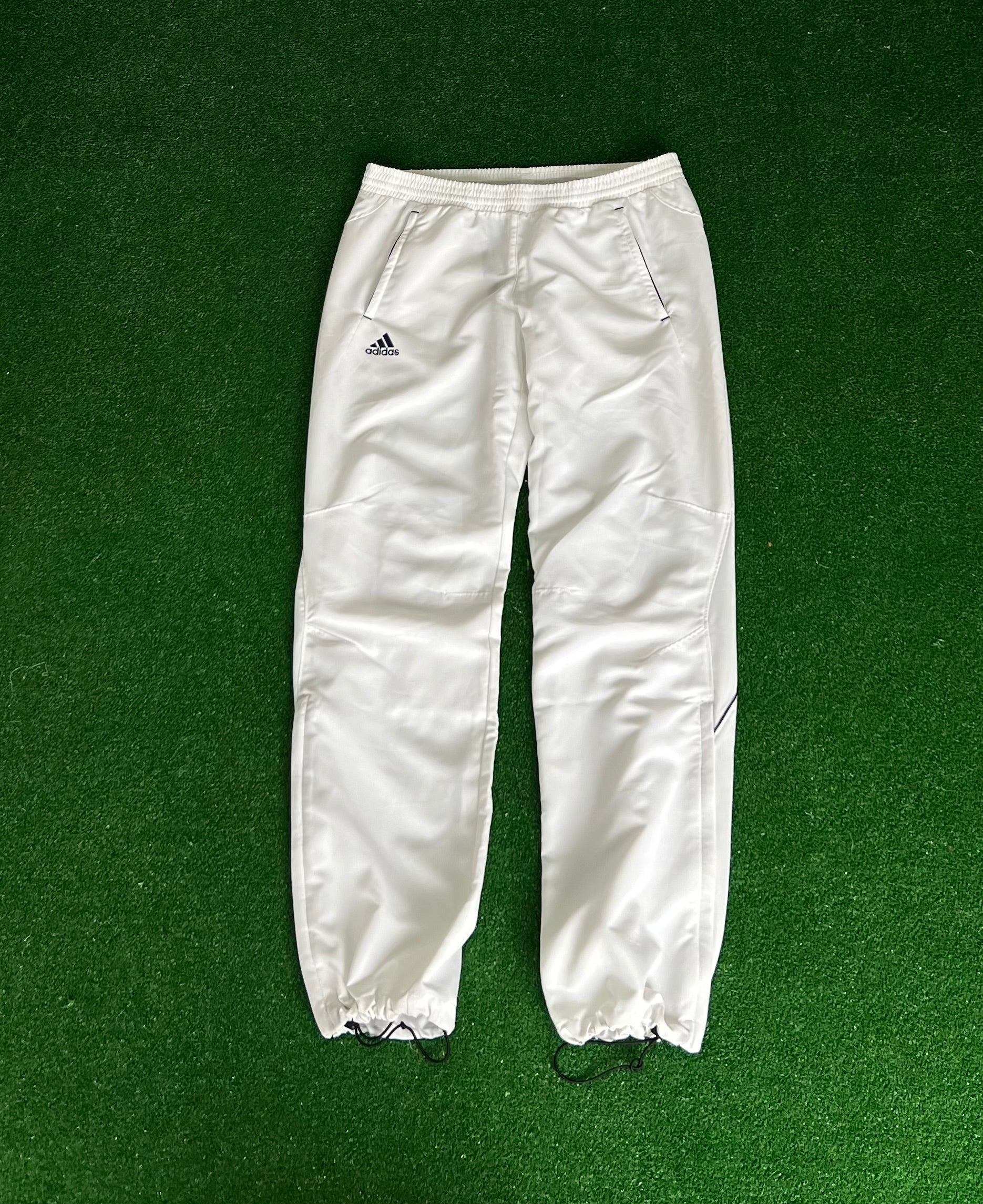 Adidas trackpants (S)