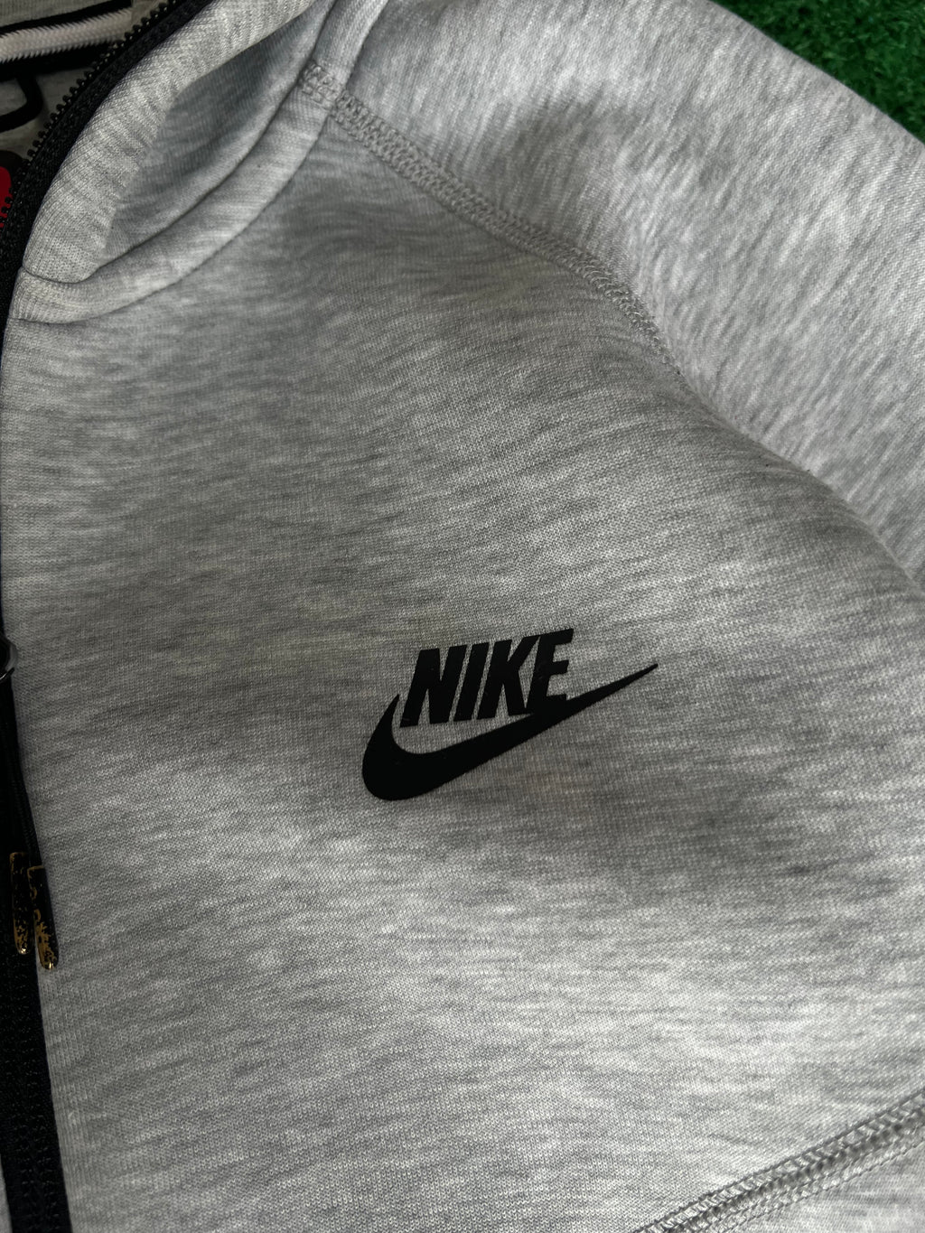 Nike Tech Fleece Jacket (S)
