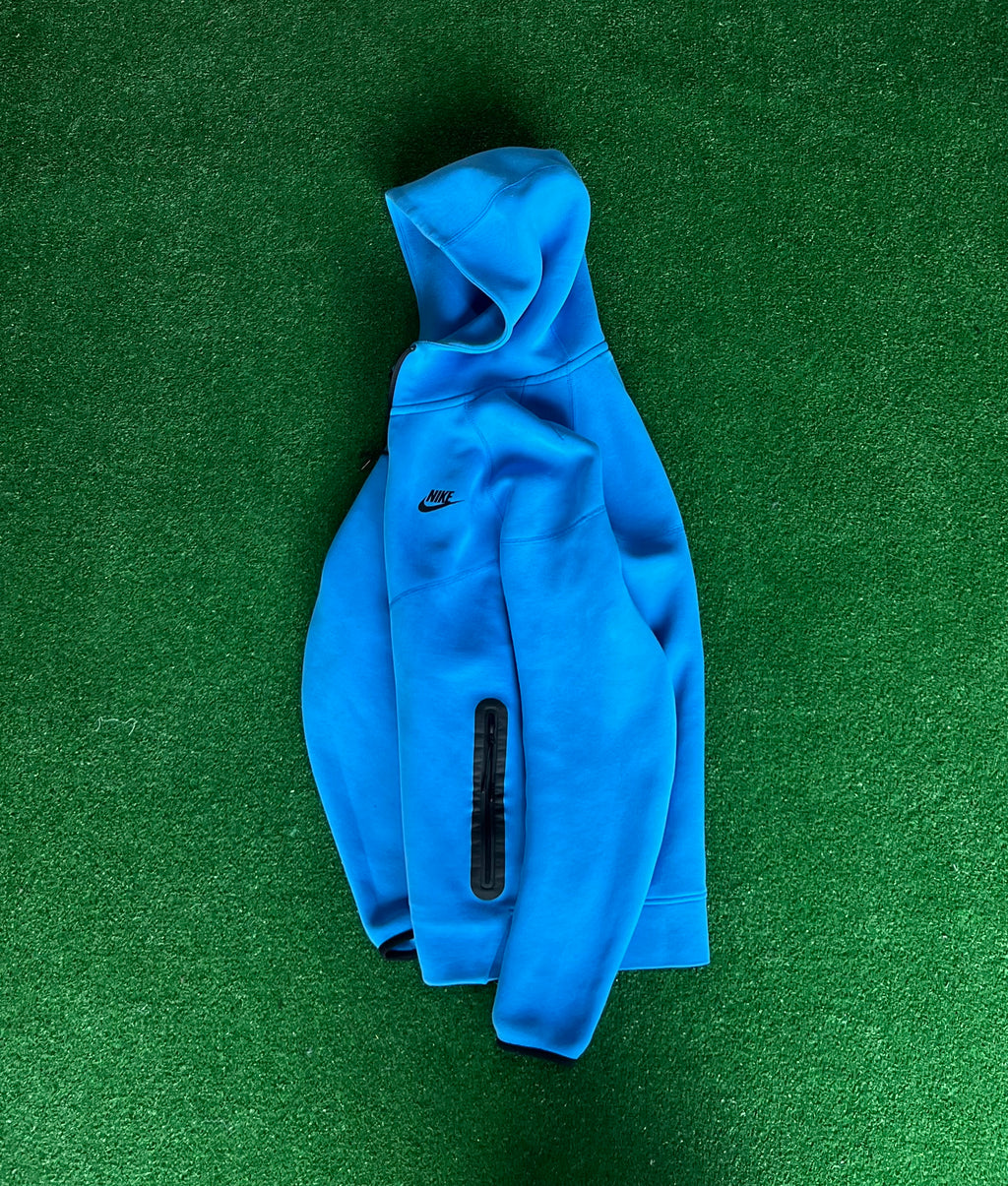 Nike Tech Fleece Set (S)