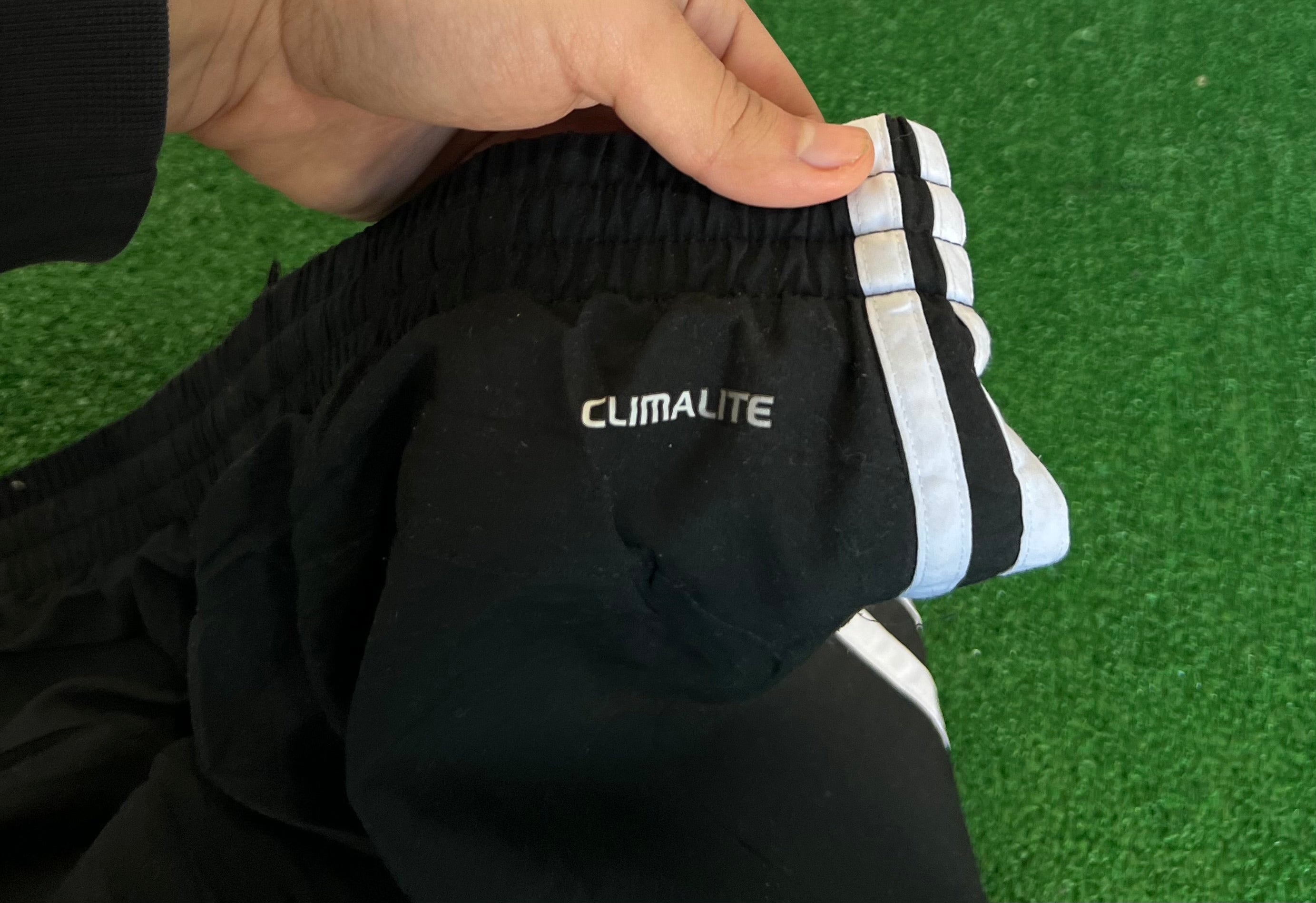 Adidas trackpants (XL)