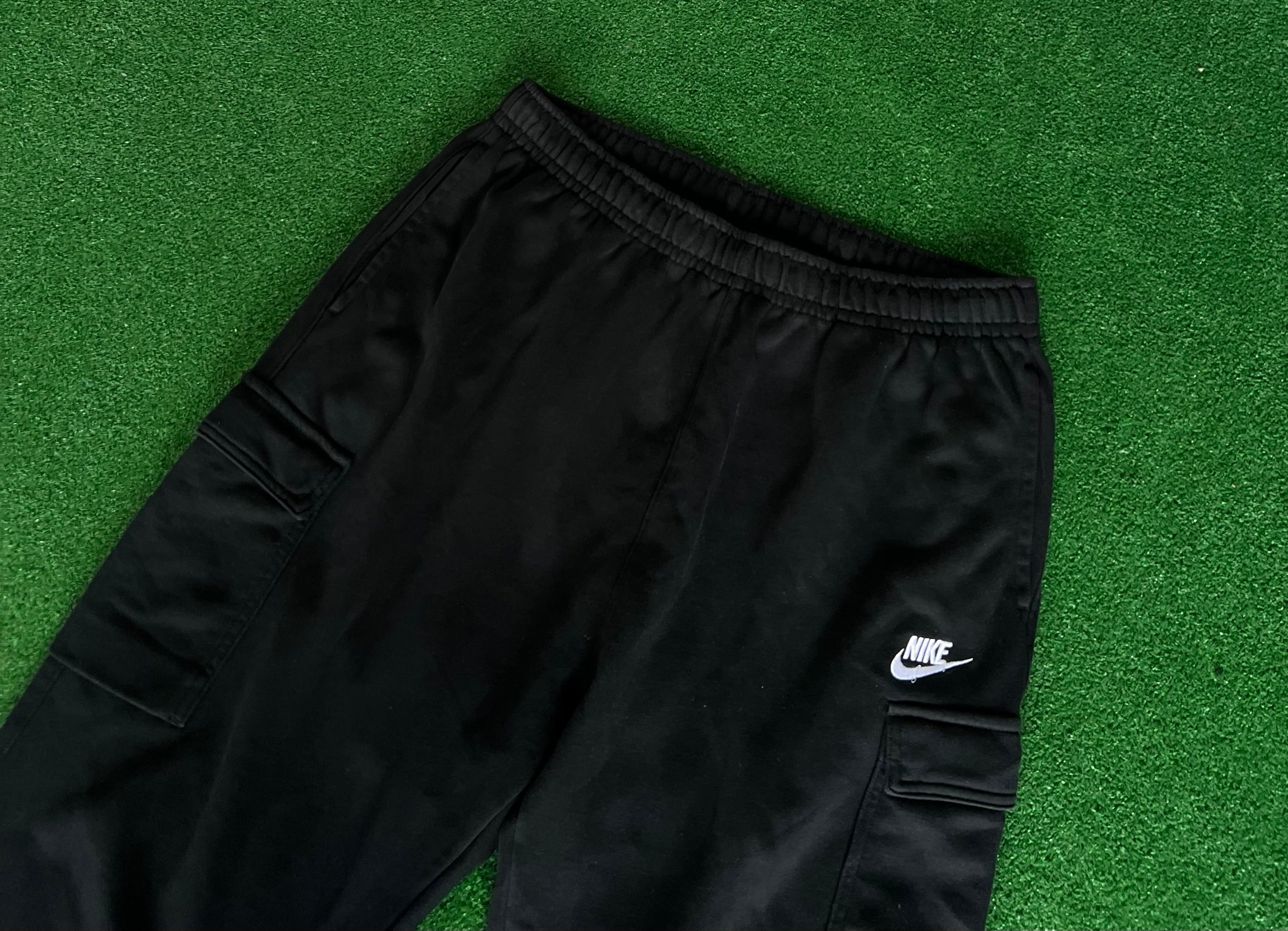 Nike cargo sweatpants (XL)