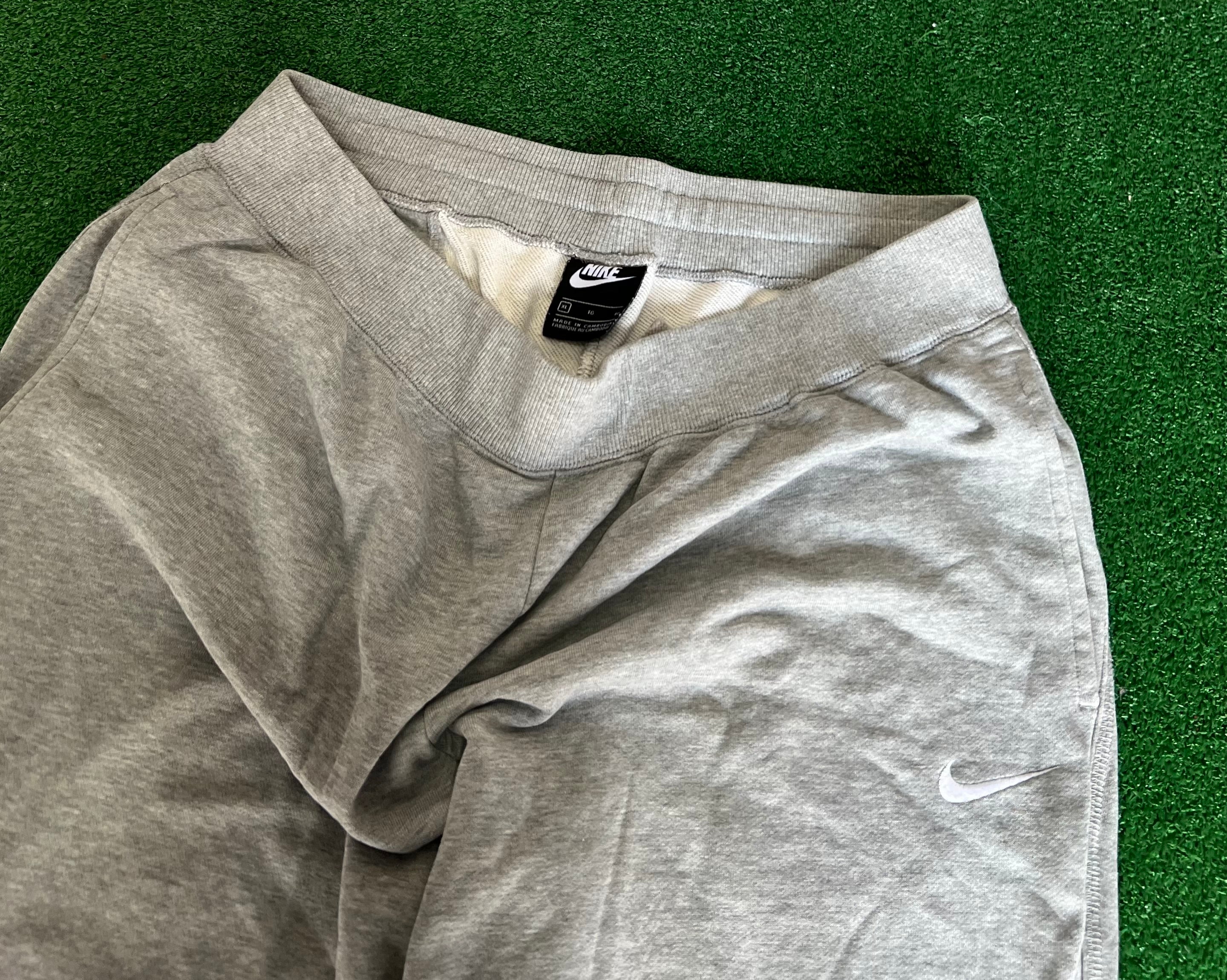 Nike sweatpants (XL)