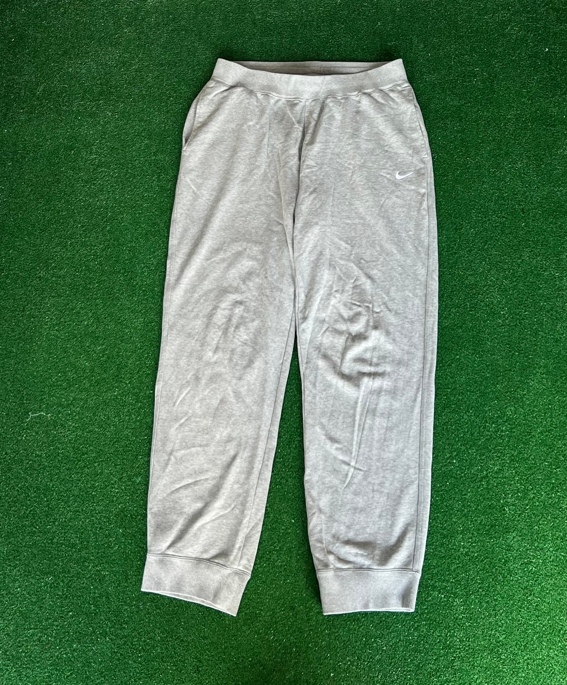 Nike sweatpants (XL)