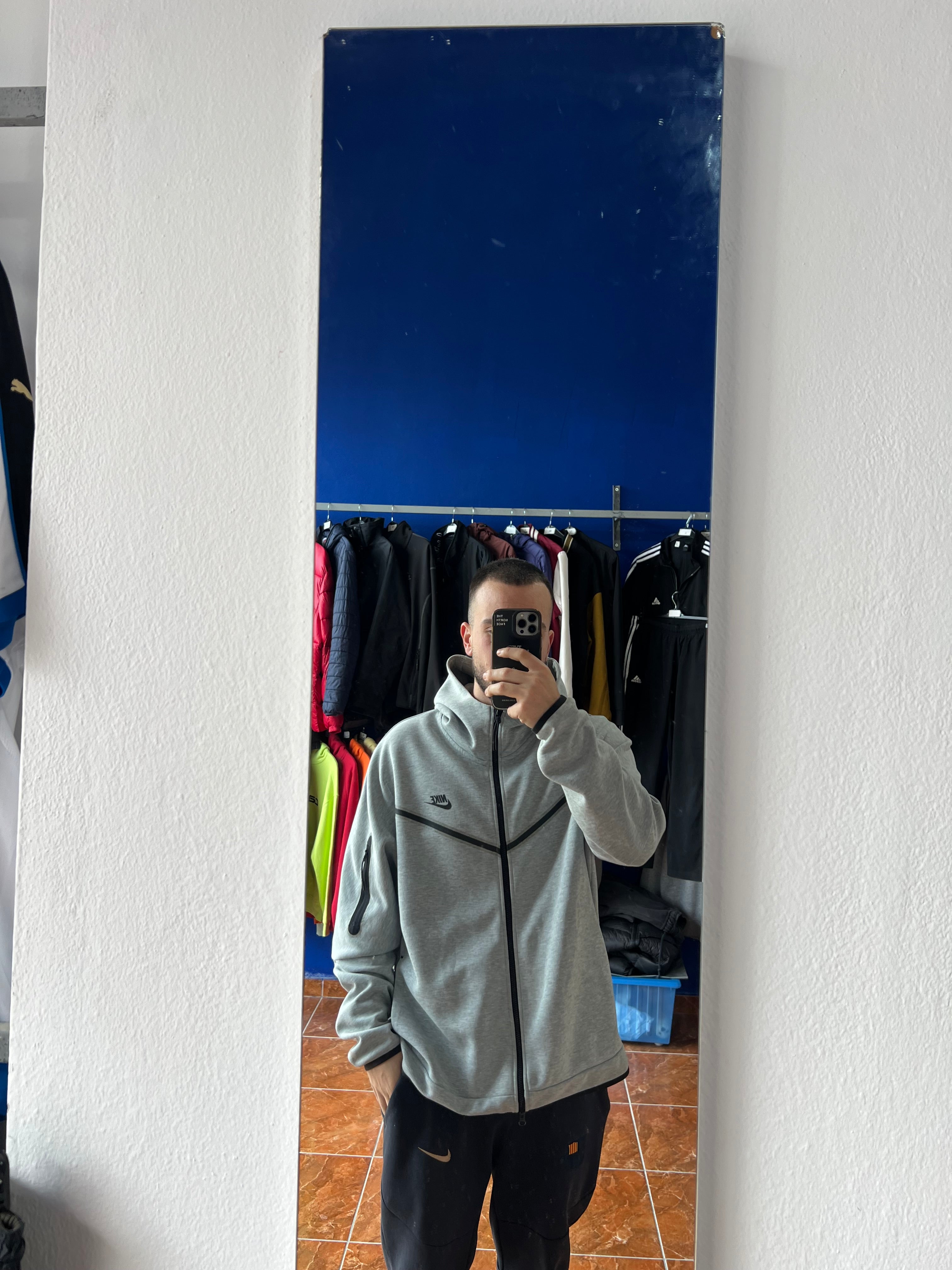 Nike Tech Fleece grey jacket (XL)