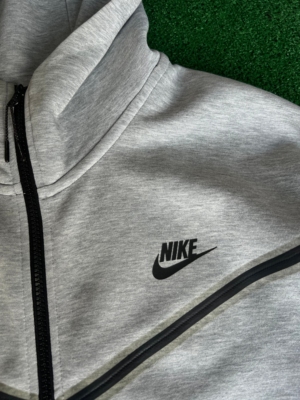 Nike Tech Fleece grey jacket (XL)
