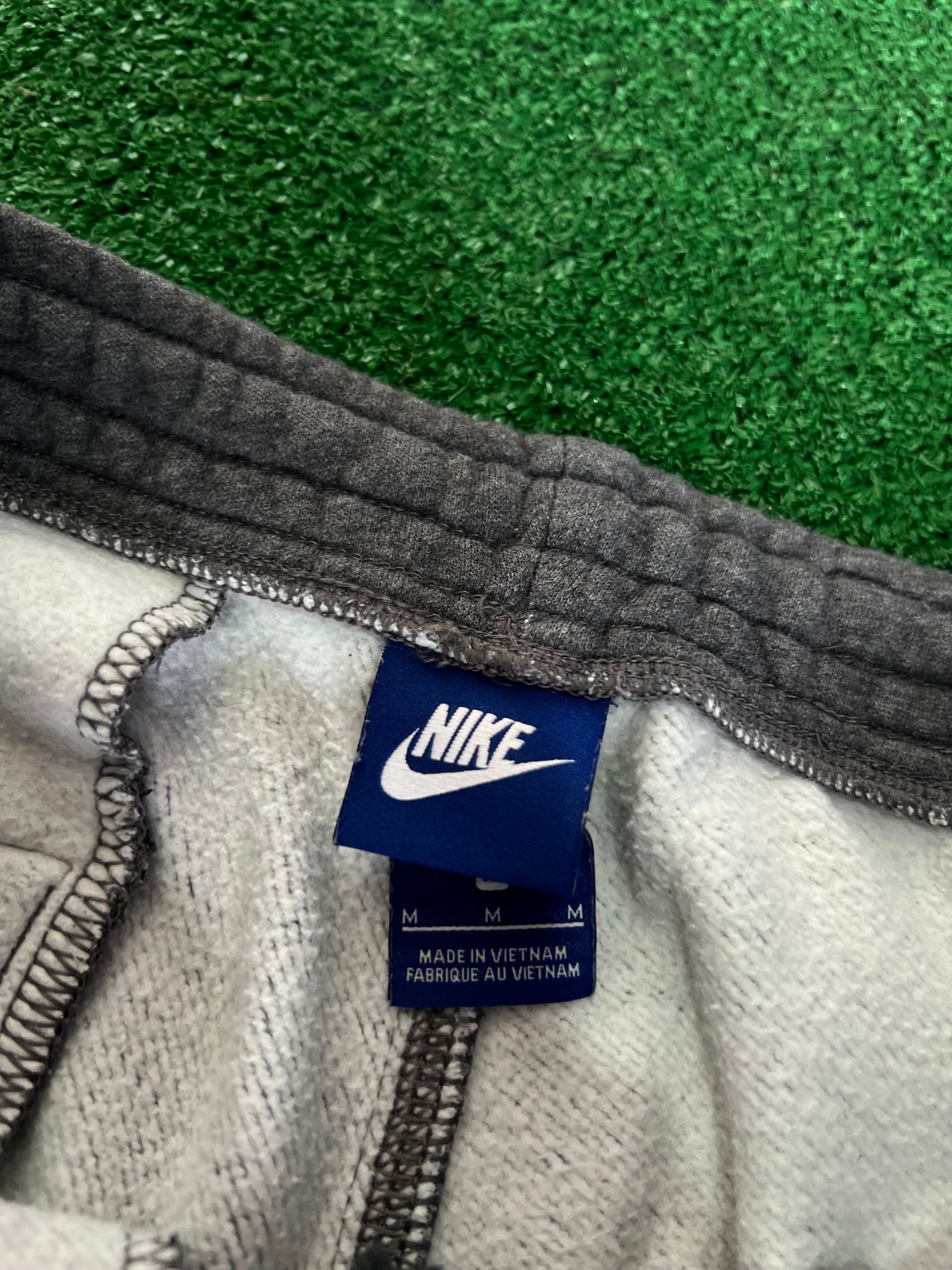 Nike sweatpants (M)