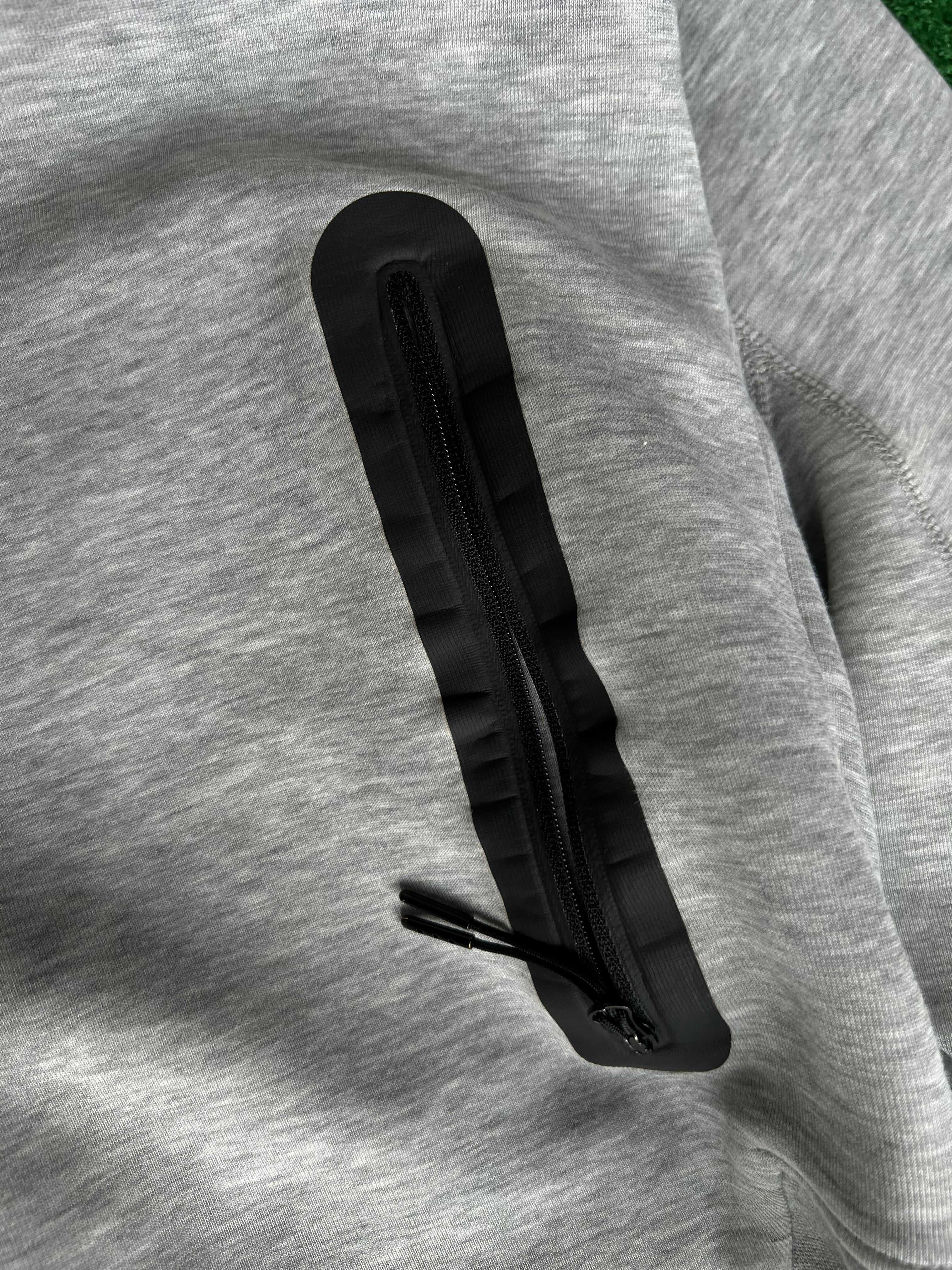 Nike Tech Fleece Jacket (S)