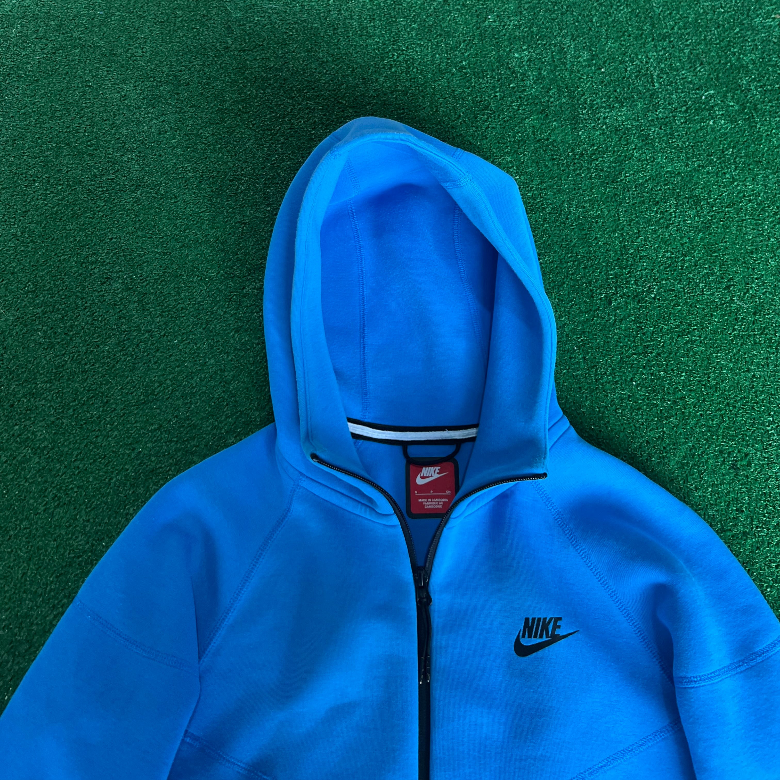 Nike Tech Fleece Set (S)