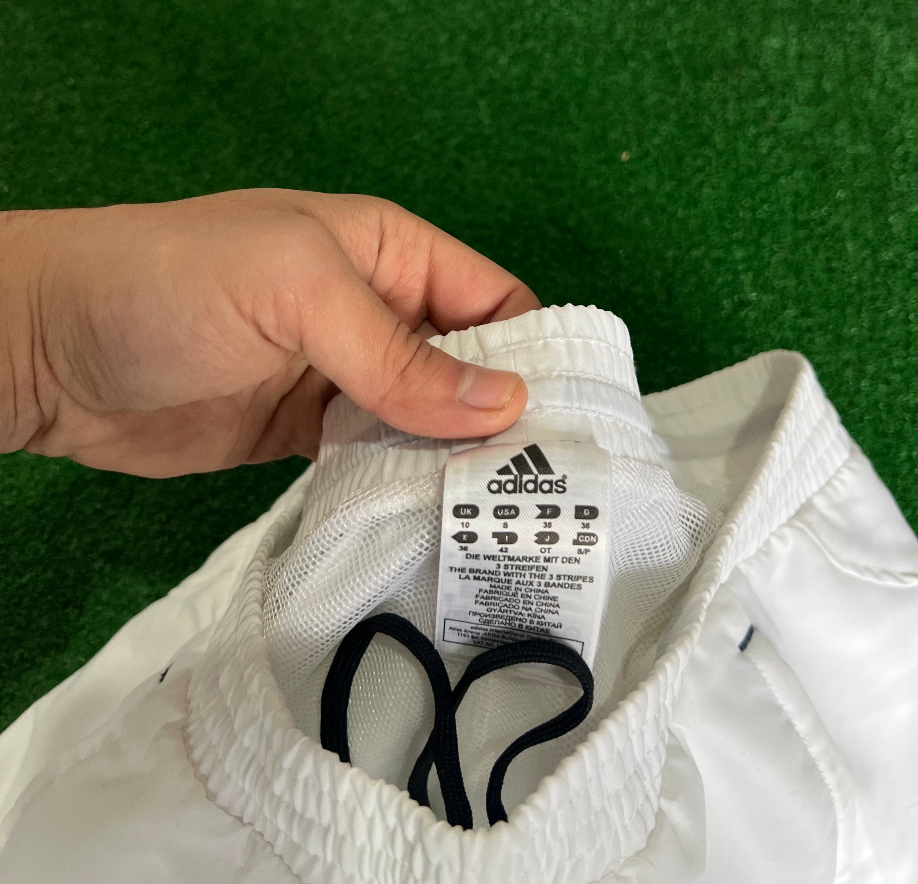 Adidas trackpants (S)