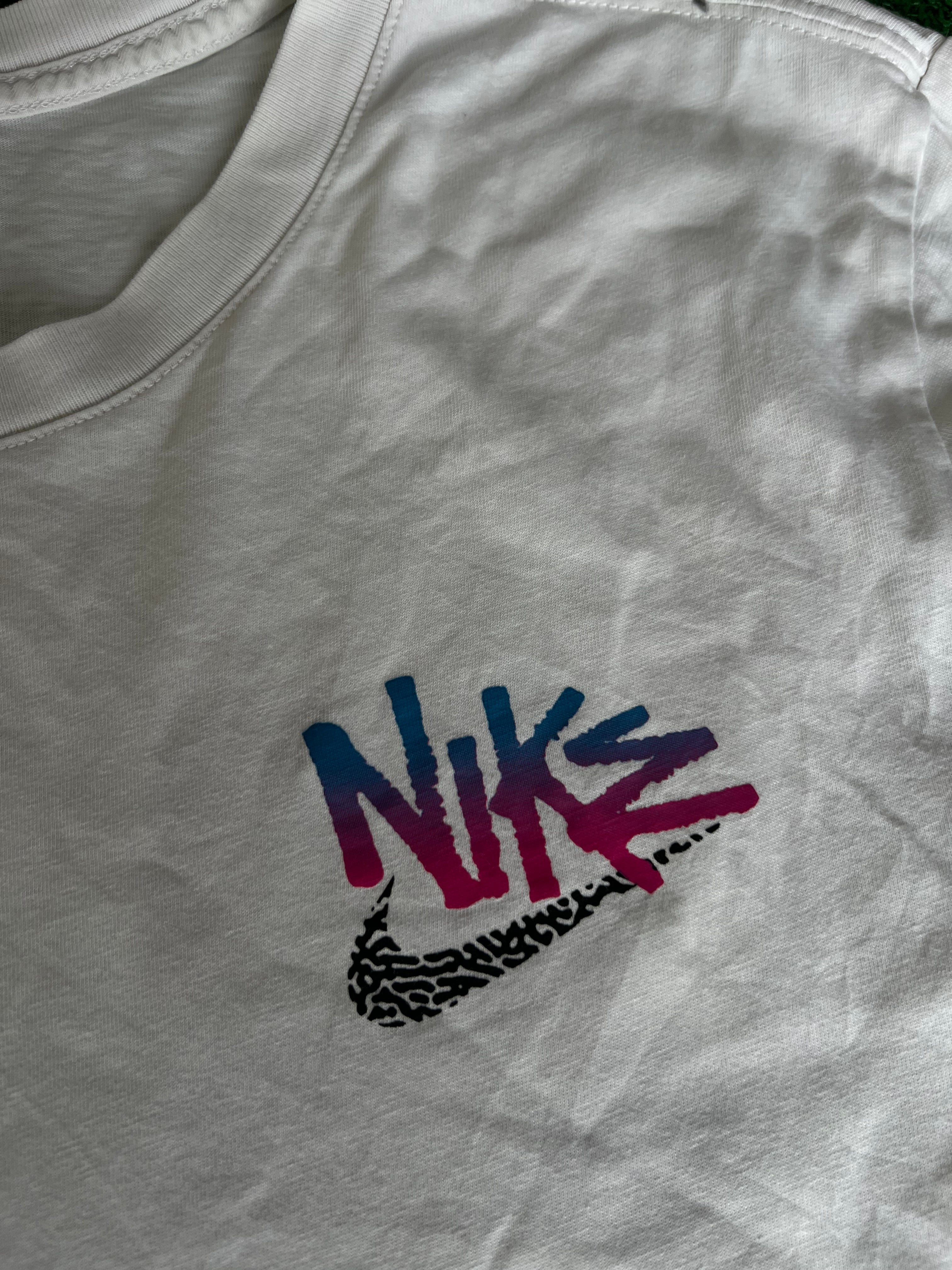Nike tee (L)